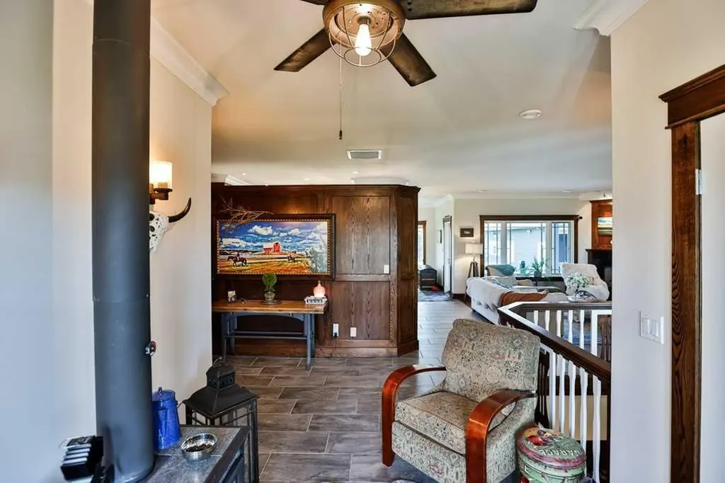 2908 48 Avenue S Lethbridge AB T1K 7B3