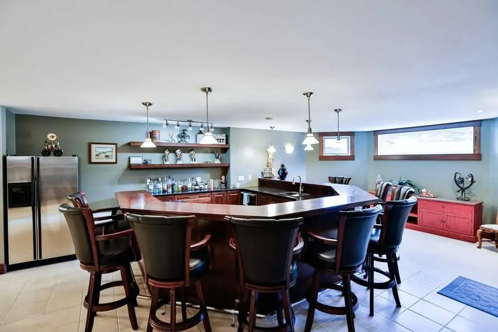 2908 48 Avenue S Lethbridge AB T1K 7B3