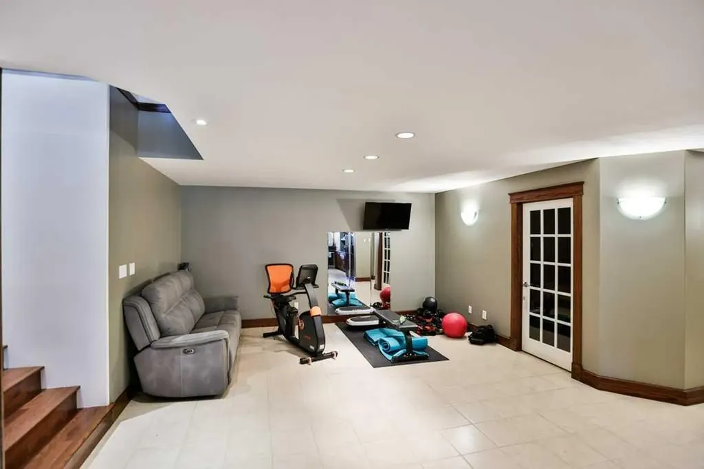 2908 48 Avenue S Lethbridge AB T1K 7B3
