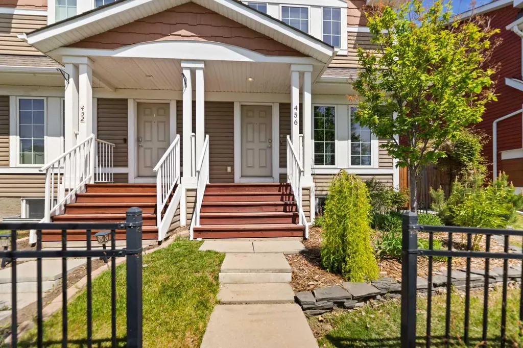 456 Auburn Bay Avenue SE Calgary AB T3M 1Y5