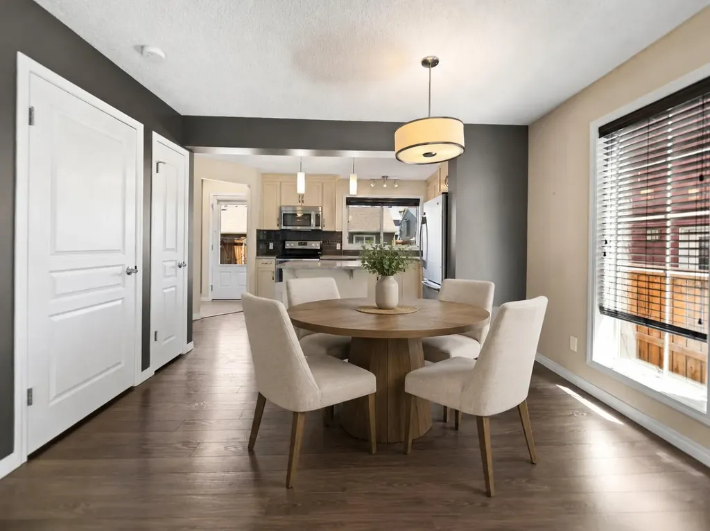 456 Auburn Bay Avenue SE Calgary AB T3M 1Y5