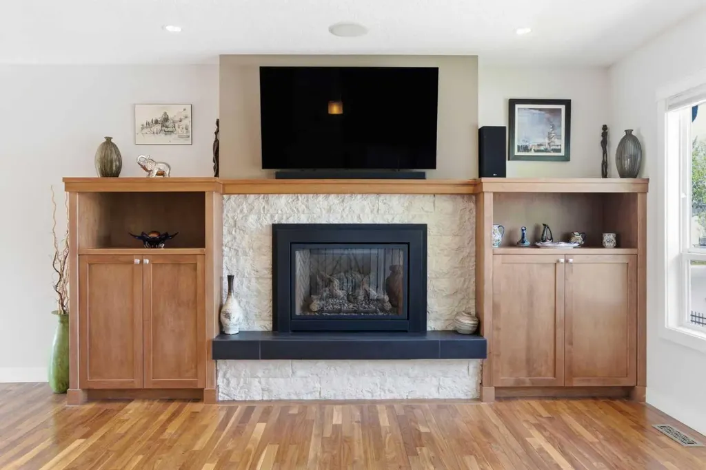 351 Queen Charlotte Road SE Calgary AB T2J4H5