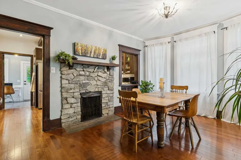 533 22 Avenue SW Calgary AB T2S 0H5
