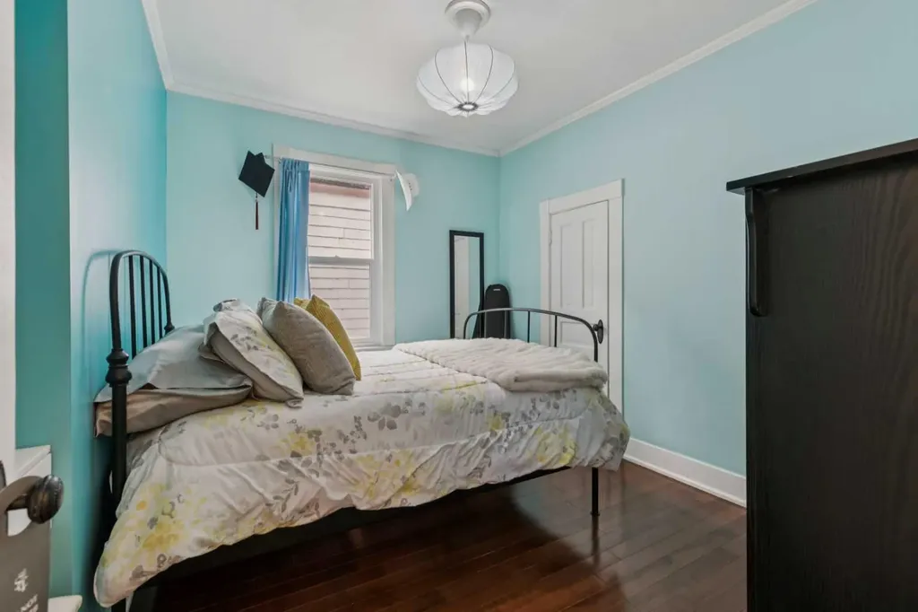 533 22 Avenue SW Calgary AB T2S 0H5
