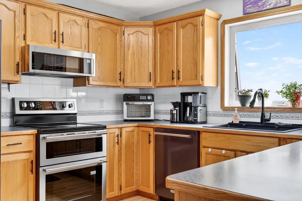 4406 48 Street Innisfail AB T4G1W8