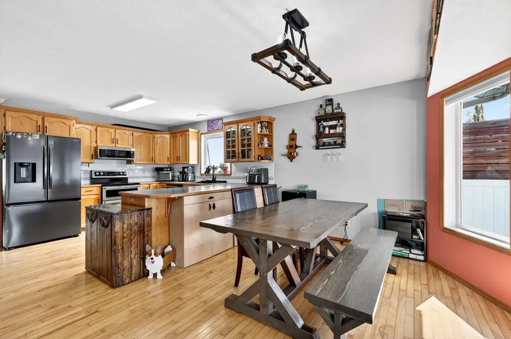 4406 48 Street Innisfail AB T4G1W8