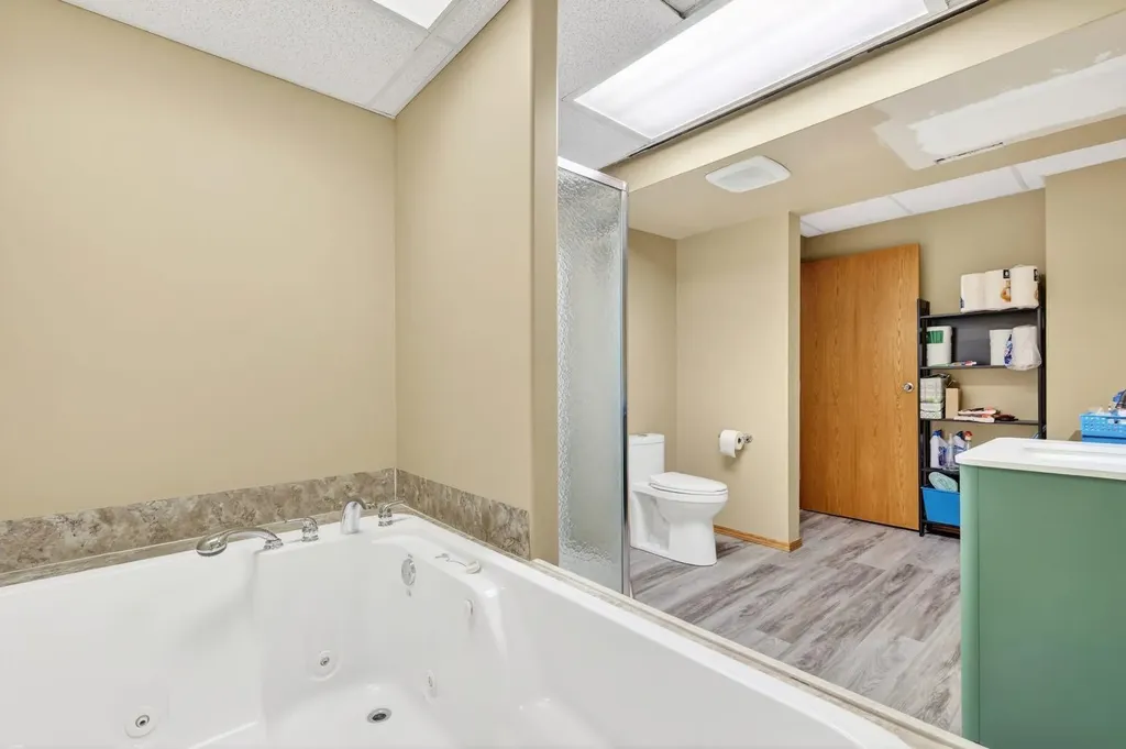 4406 48 Street Innisfail AB T4G1W8