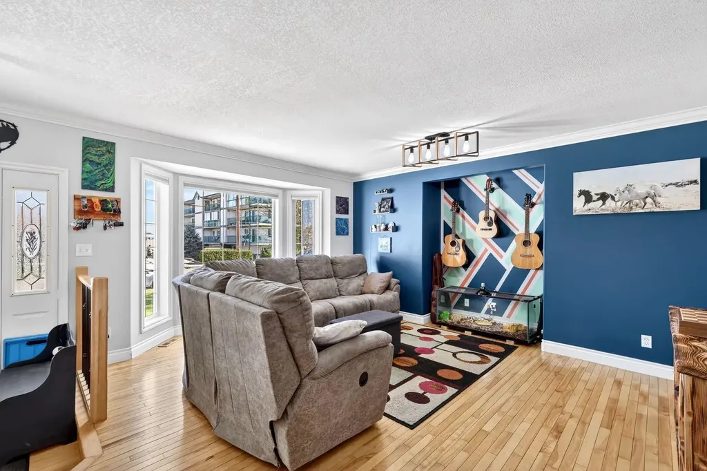 4406 48 Street Innisfail AB T4G1W8