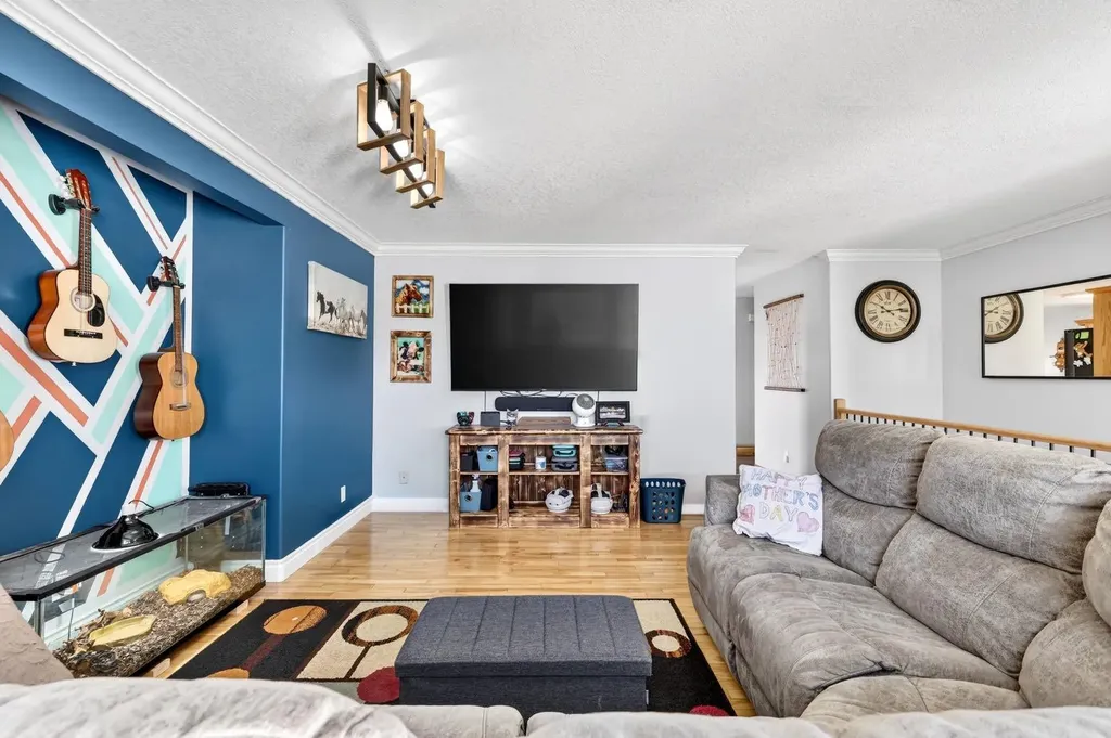 4406 48 Street Innisfail AB T4G1W8