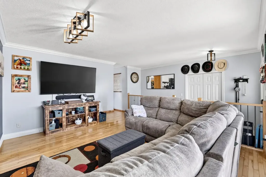 4406 48 Street Innisfail AB T4G1W8