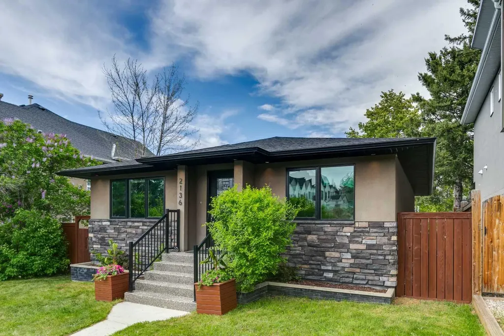2136 26 Avenue SW Calgary AB T2T1E6