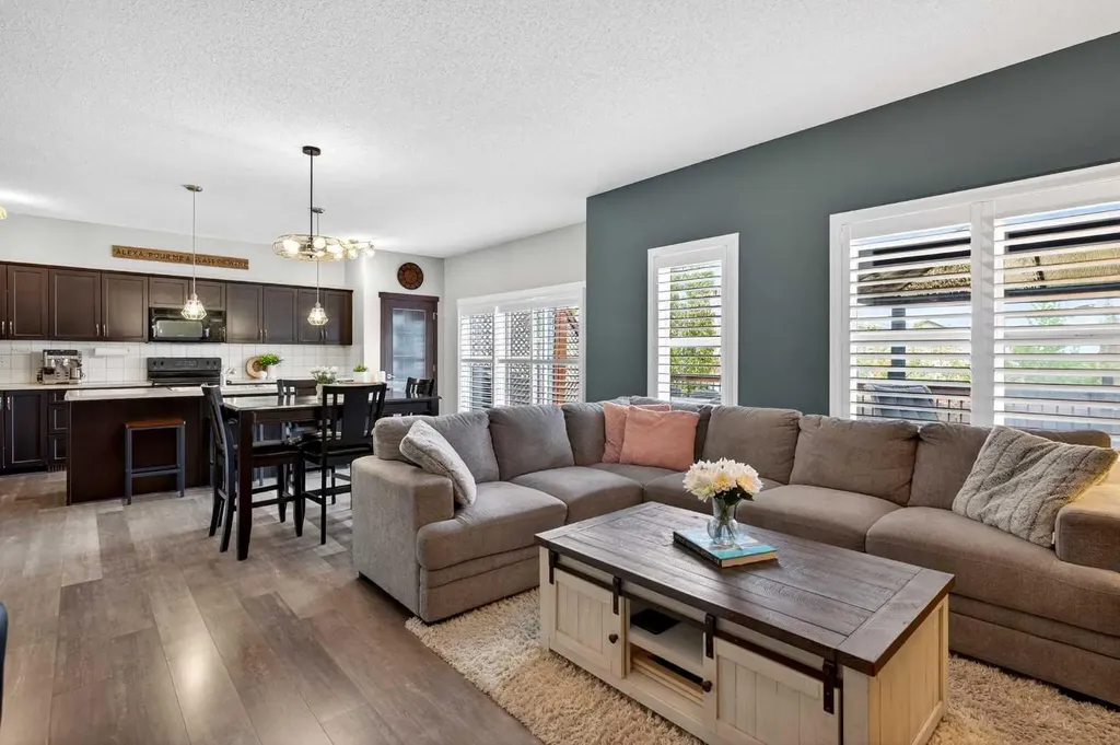 2261 Sagewood Heights SW Airdrie AB T4B 3N8