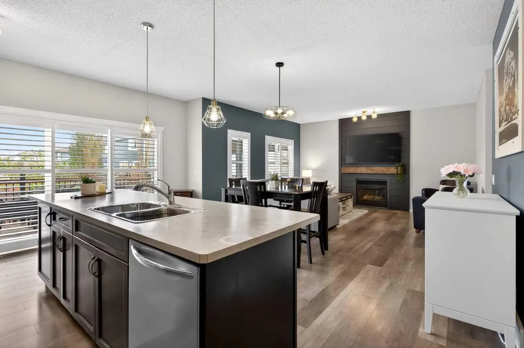 2261 Sagewood Heights SW Airdrie AB T4B 3N8