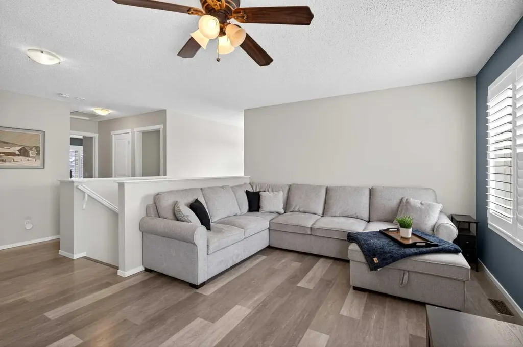 2261 Sagewood Heights SW Airdrie AB T4B 3N8