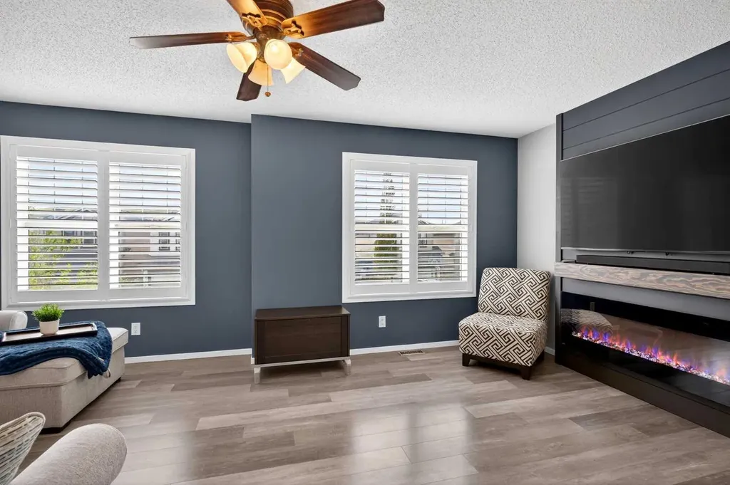 2261 Sagewood Heights SW Airdrie AB T4B 3N8
