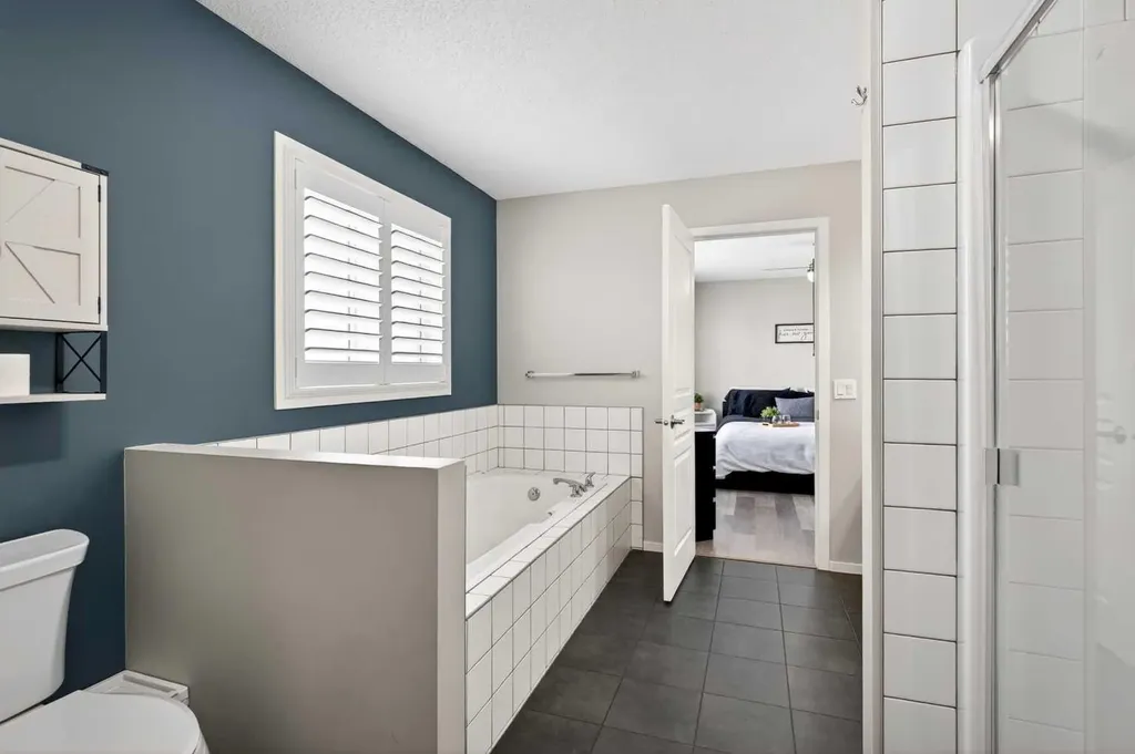 2261 Sagewood Heights SW Airdrie AB T4B 3N8