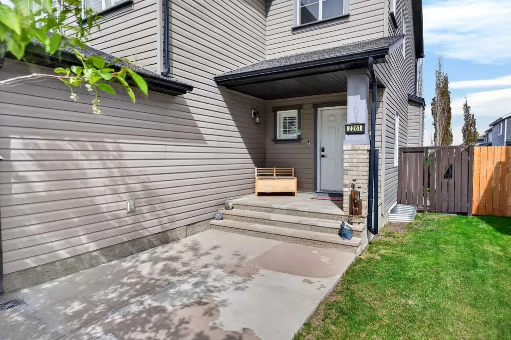 2261 Sagewood Heights SW Airdrie AB T4B 3N8