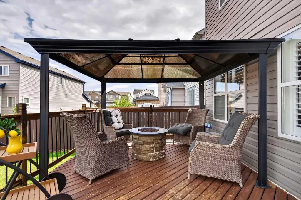 2261 Sagewood Heights SW Airdrie AB T4B 3N8