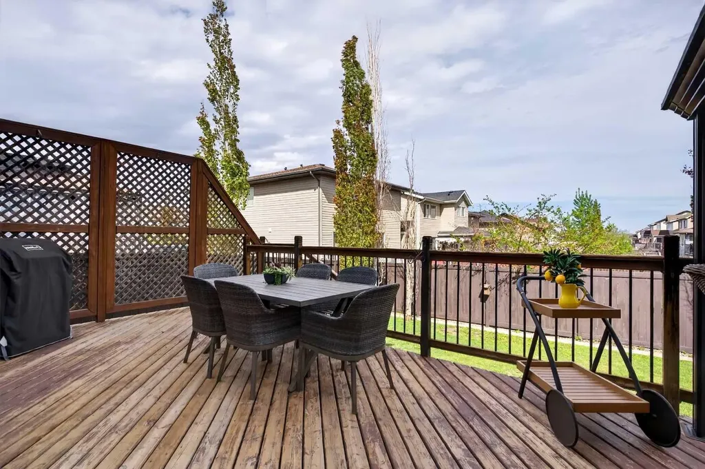 2261 Sagewood Heights SW Airdrie AB T4B 3N8