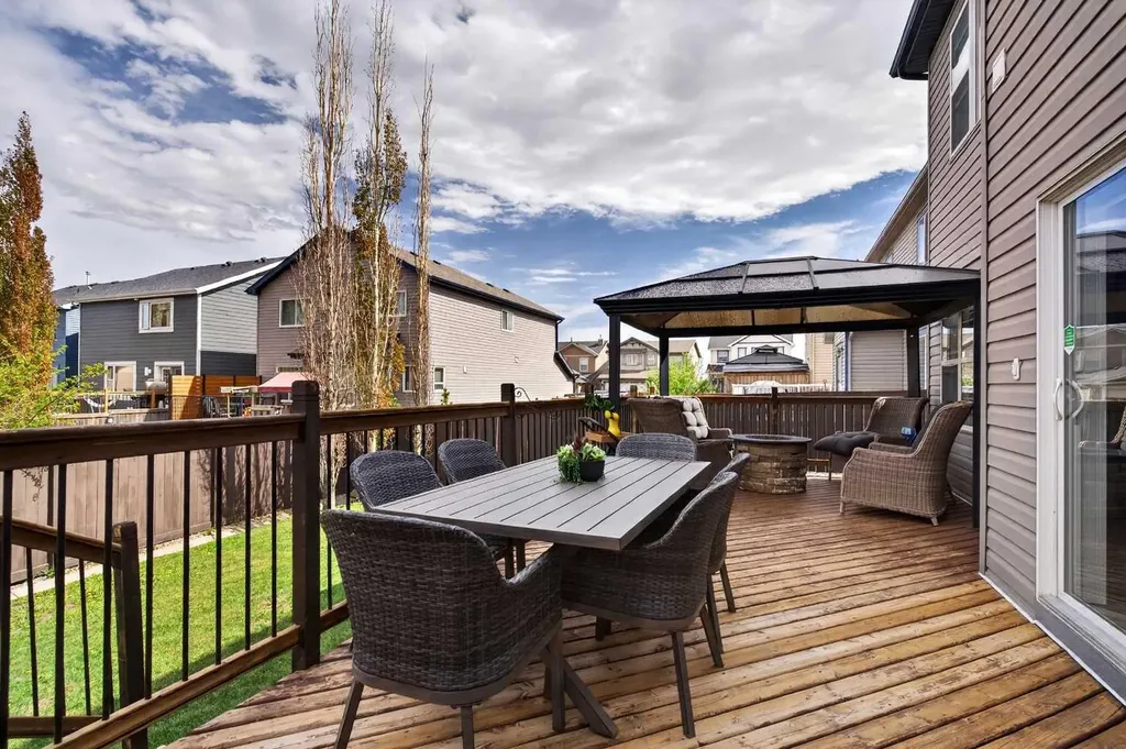 2261 Sagewood Heights SW Airdrie AB T4B 3N8
