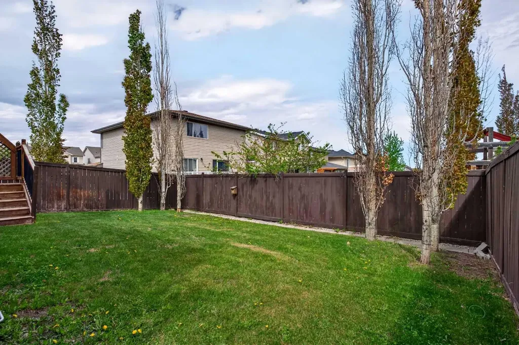 2261 Sagewood Heights SW Airdrie AB T4B 3N8