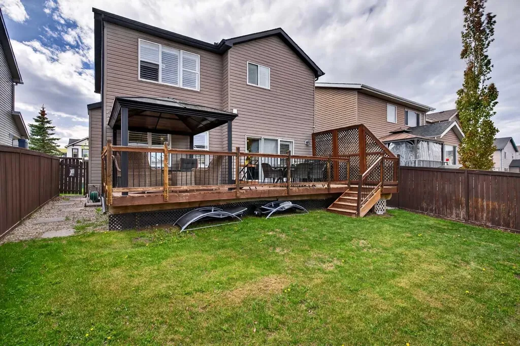 2261 Sagewood Heights SW Airdrie AB T4B 3N8