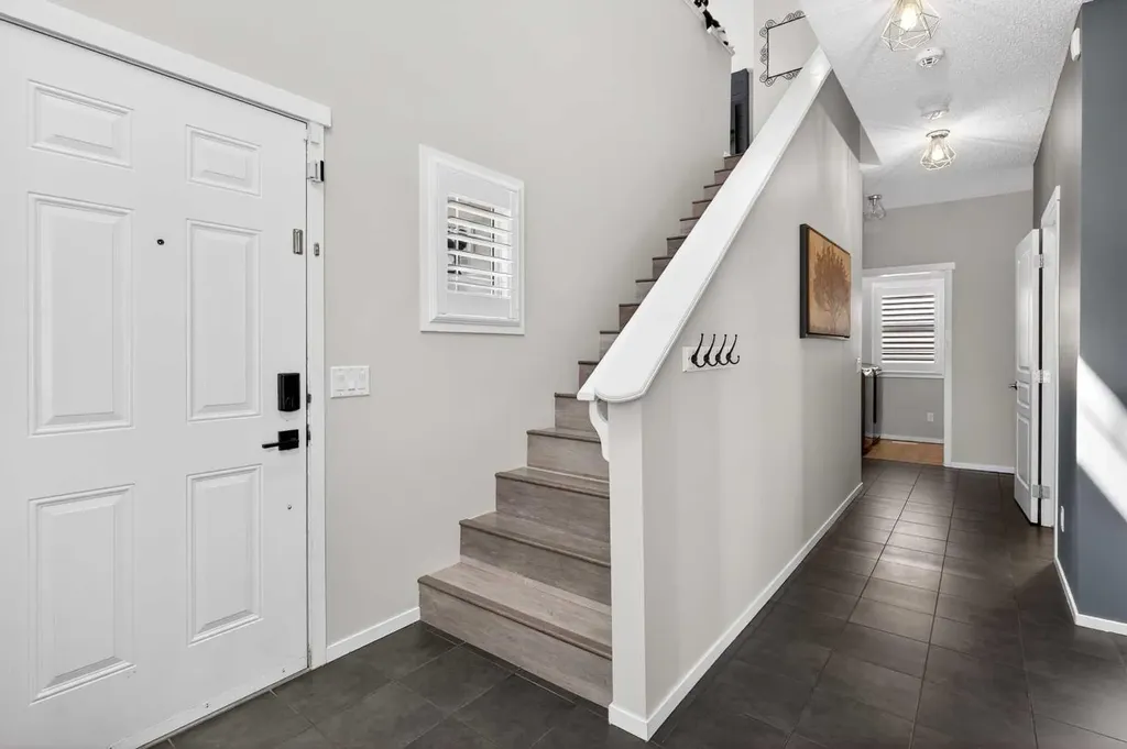 2261 Sagewood Heights SW Airdrie AB T4B 3N8