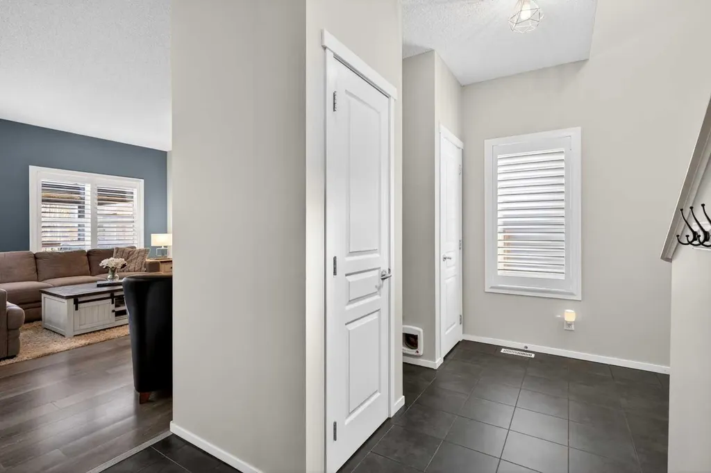 2261 Sagewood Heights SW Airdrie AB T4B 3N8