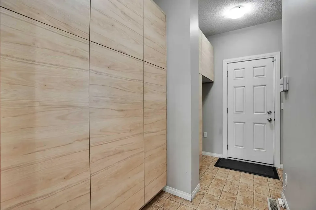 454 Skyview Ranch Way NE Calgary AB T3N0H2