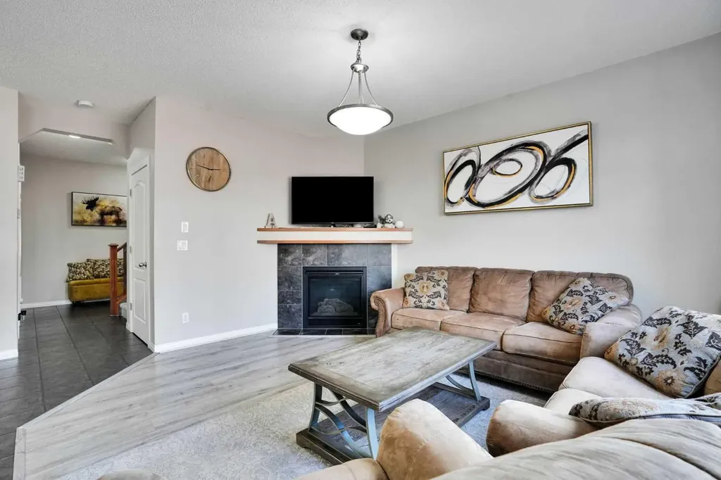 454 Skyview Ranch Way NE Calgary AB T3N0H2