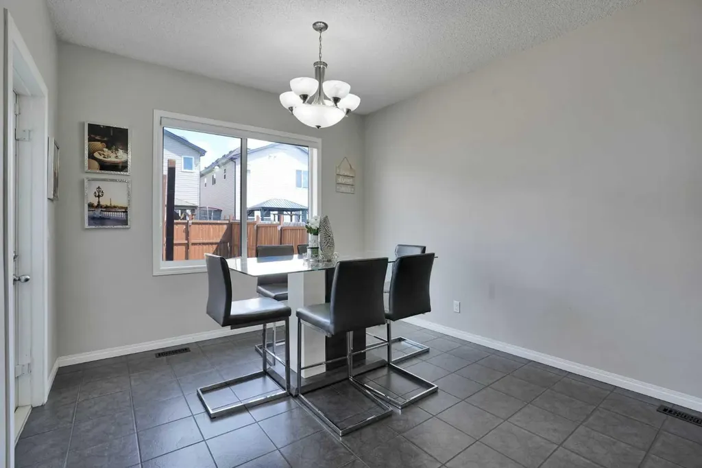 454 Skyview Ranch Way NE Calgary AB T3N0H2