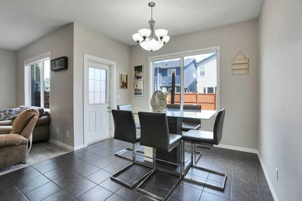 454 Skyview Ranch Way NE Calgary AB T3N0H2
