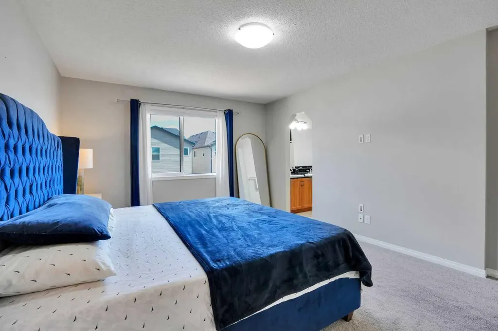 454 Skyview Ranch Way NE Calgary AB T3N0H2