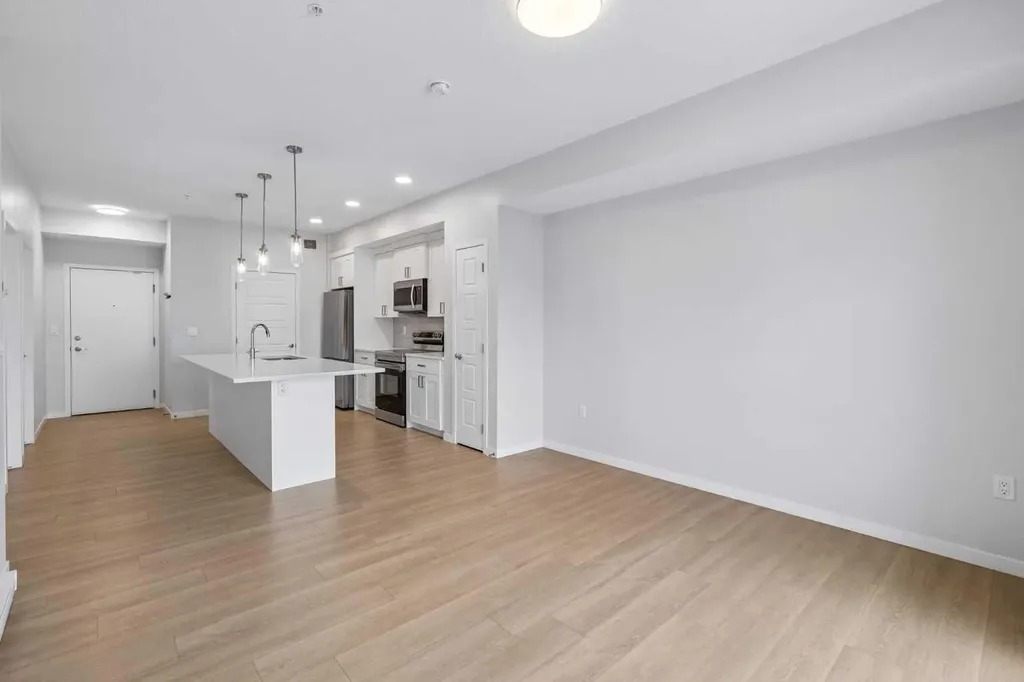 80 Carrington Plaza NW Calgary AB T3P 1X6