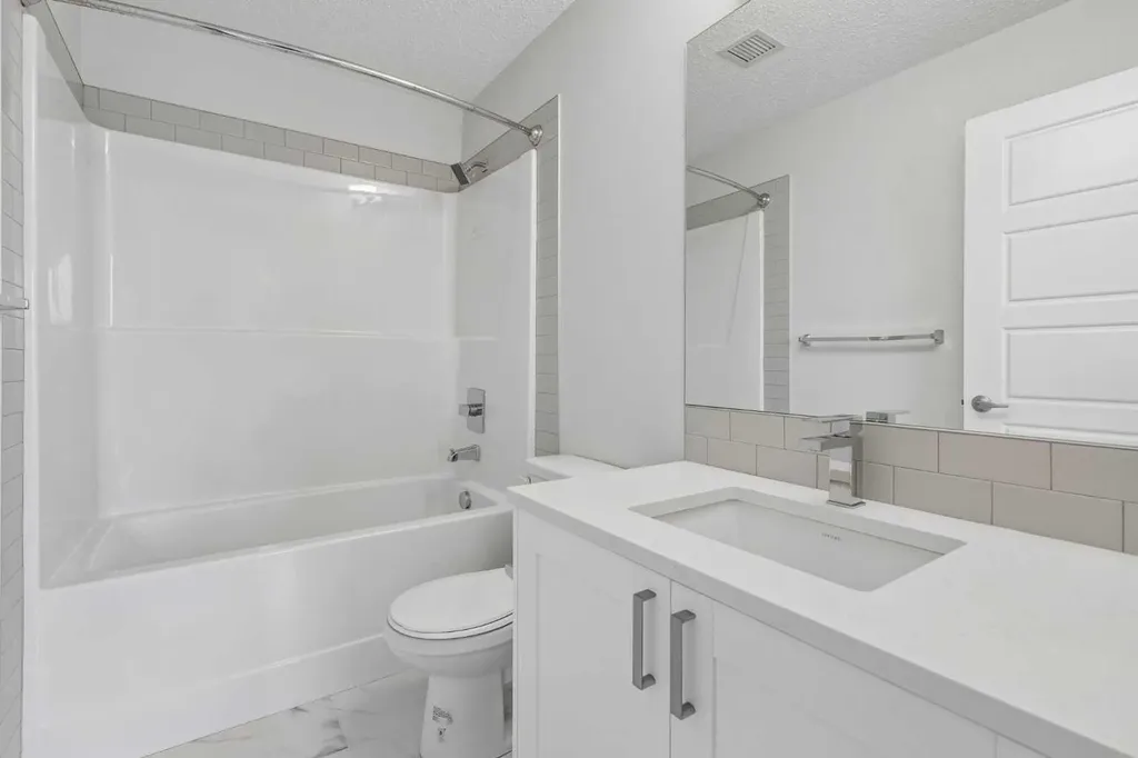 80 Carrington Plaza NW Calgary AB T3P 1X6