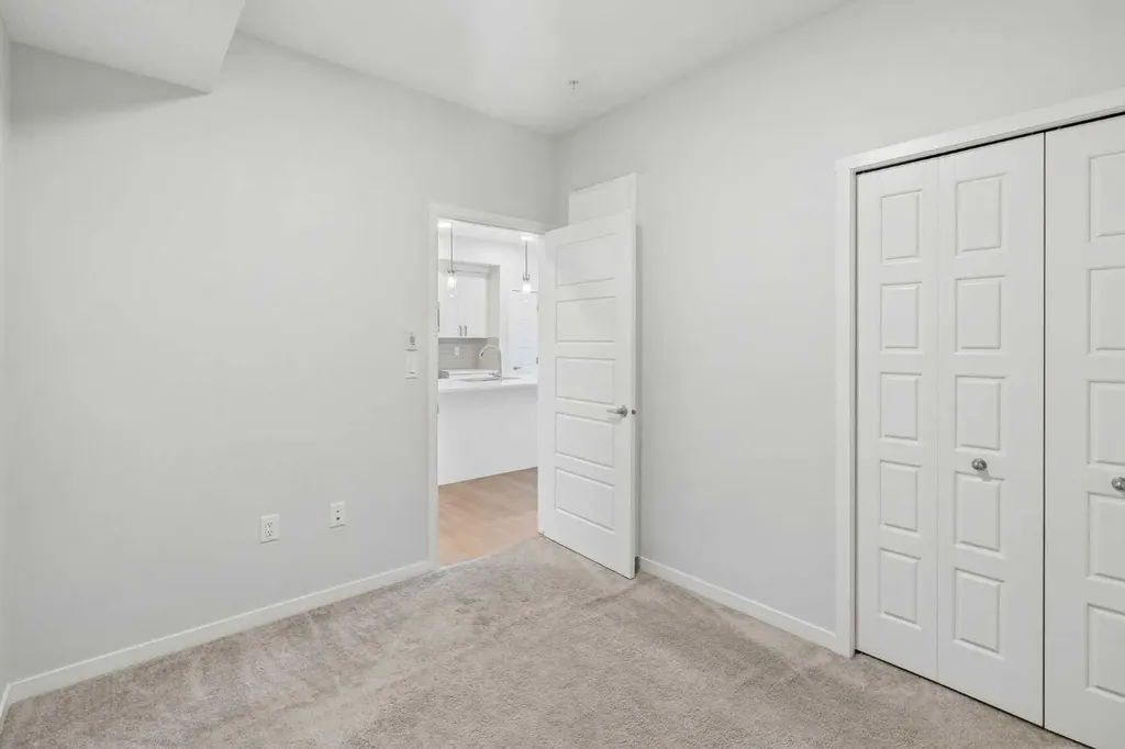 80 Carrington Plaza NW Calgary AB T3P 1X6