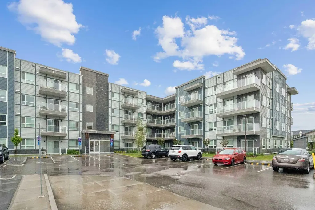 80 Carrington Plaza NW Calgary AB T3P 1X6