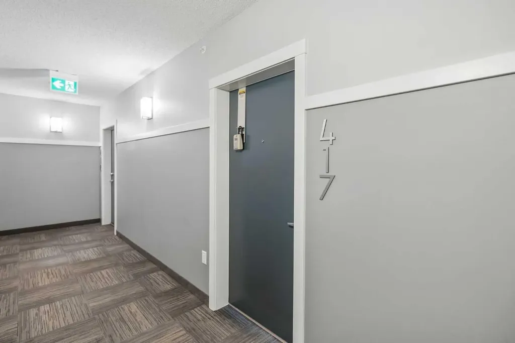 80 Carrington Plaza NW Calgary AB T3P 1X6