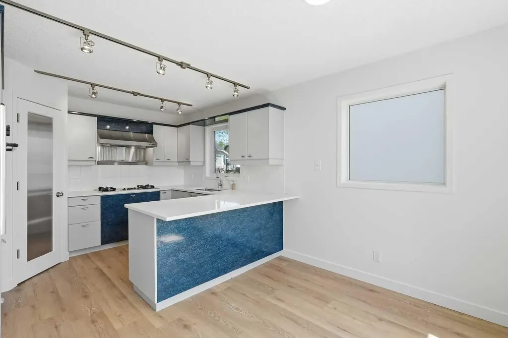 142 Elizabeth Way SE Airdrie AB T4B 2H5