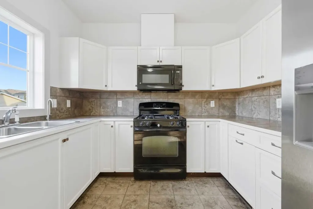 151 Royal Oak Drive NW Calgary AB T3G 0B8
