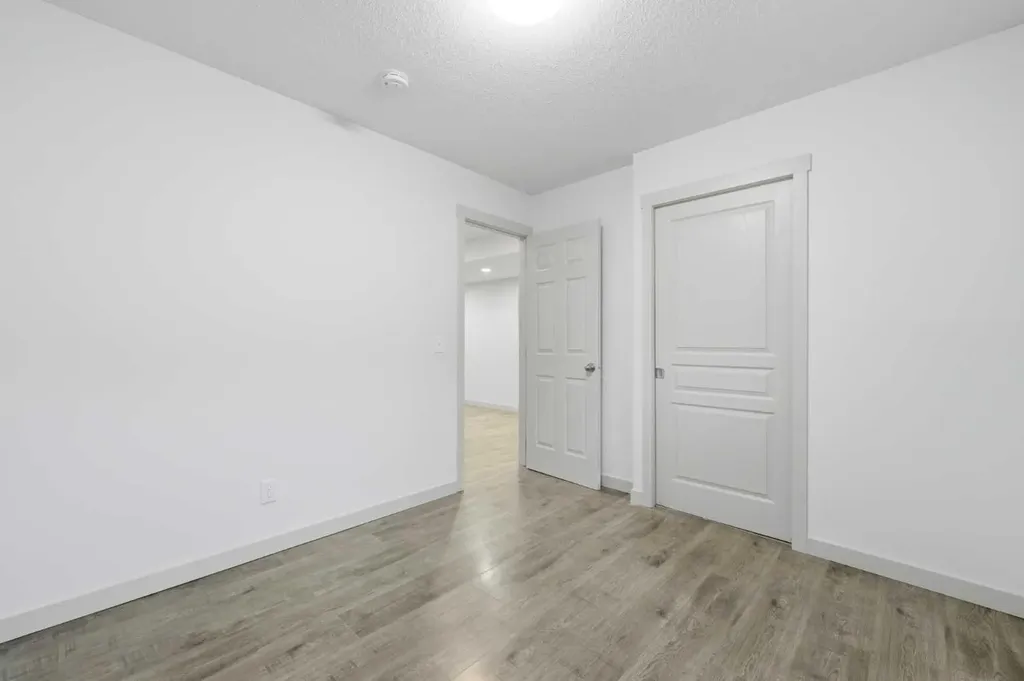 151 Royal Oak Drive NW Calgary AB T3G 0B8