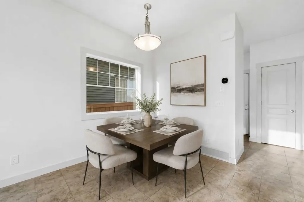 151 Royal Oak Drive NW Calgary AB T3G 0B8