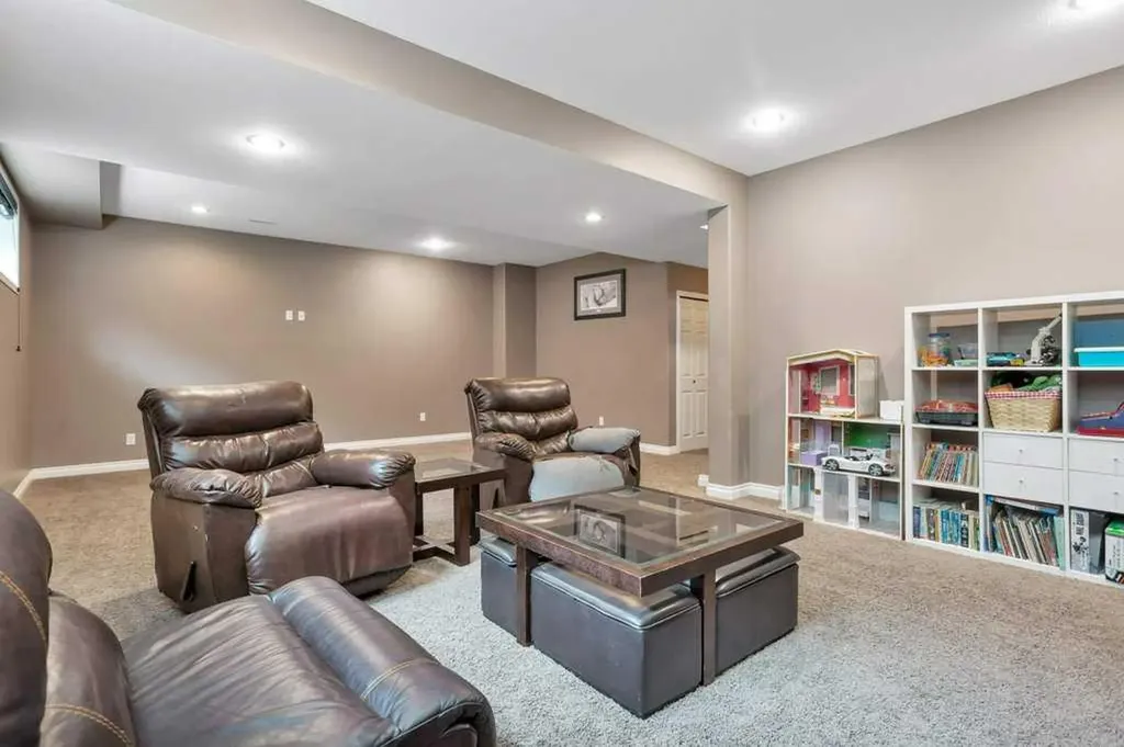 4614 58 Avenue Rimbey AB T0C 2J0