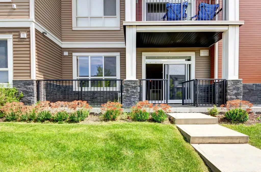 20 Walgrove Walk SE Calgary AB T2X 4L2