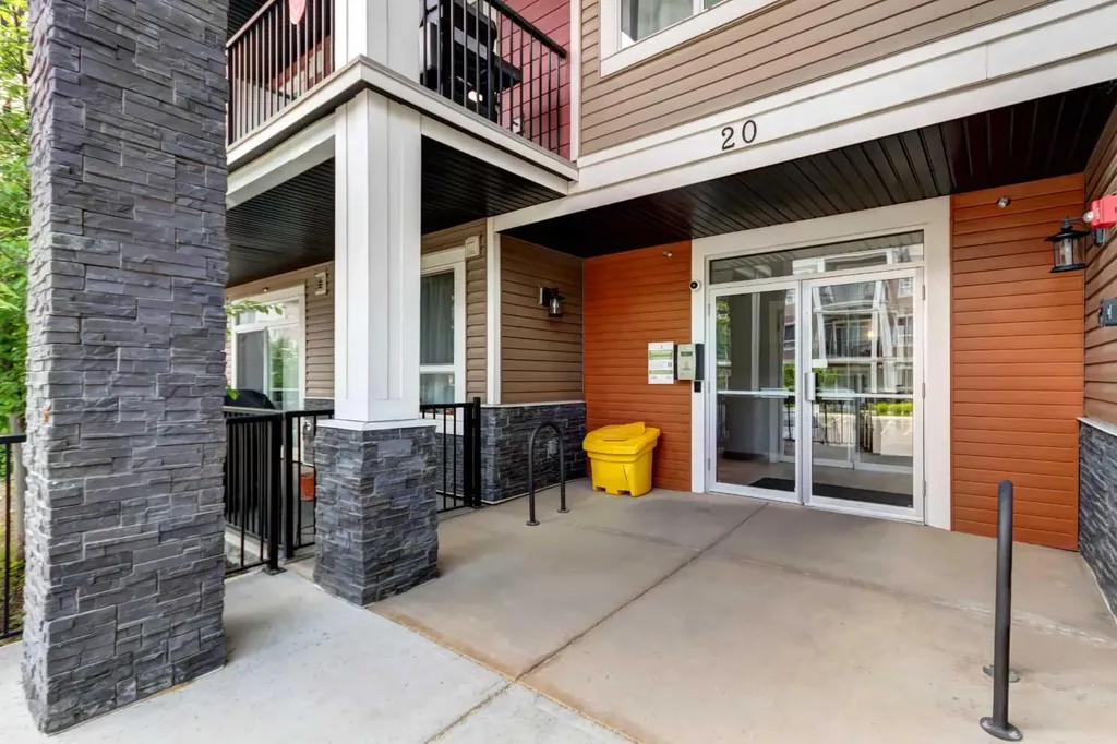 20 Walgrove Walk SE Calgary AB T2X 4L2