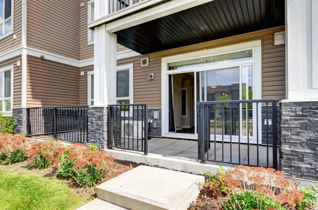 20 Walgrove Walk SE Calgary AB T2X 4L2