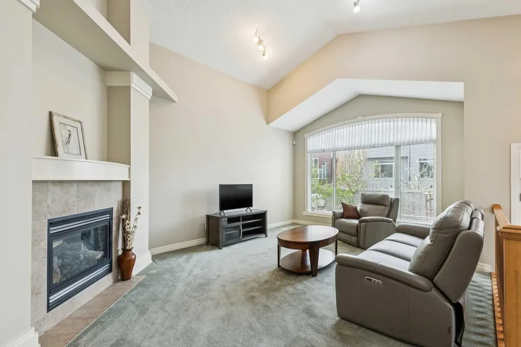94 Panatella Close NW Calgary AB T3K6C9