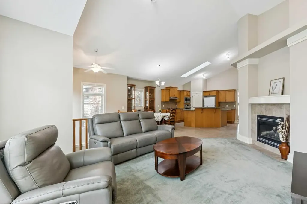 94 Panatella Close NW Calgary AB T3K6C9