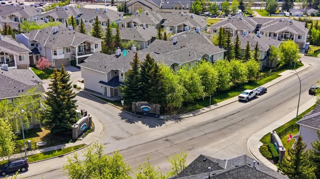 12 Rocky Vista Terrace NW Calgary AB T3G 5G5