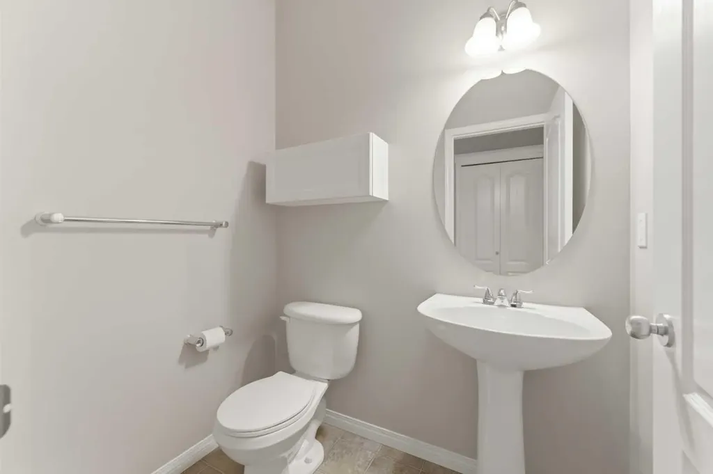 12 Rocky Vista Terrace NW Calgary AB T3G 5G5